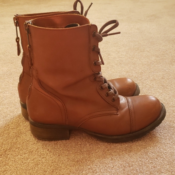 Call it spring lace up boots - Picture 2 of 6